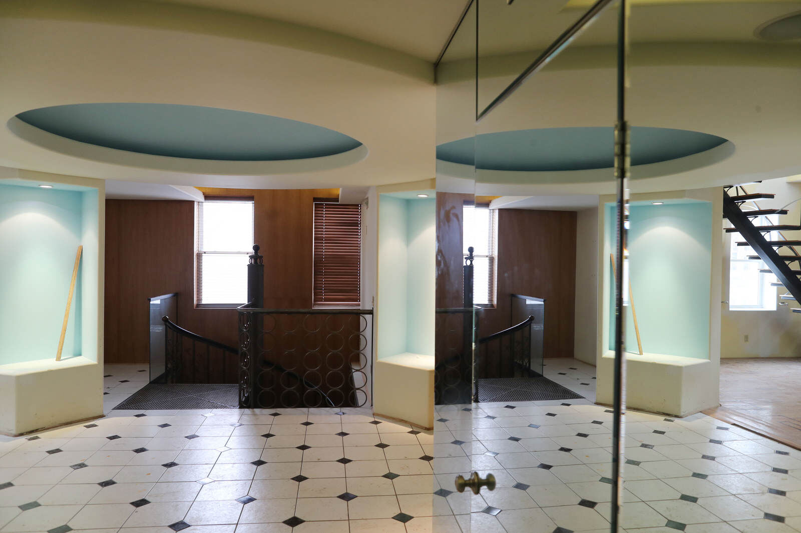 Mirrors in the entry